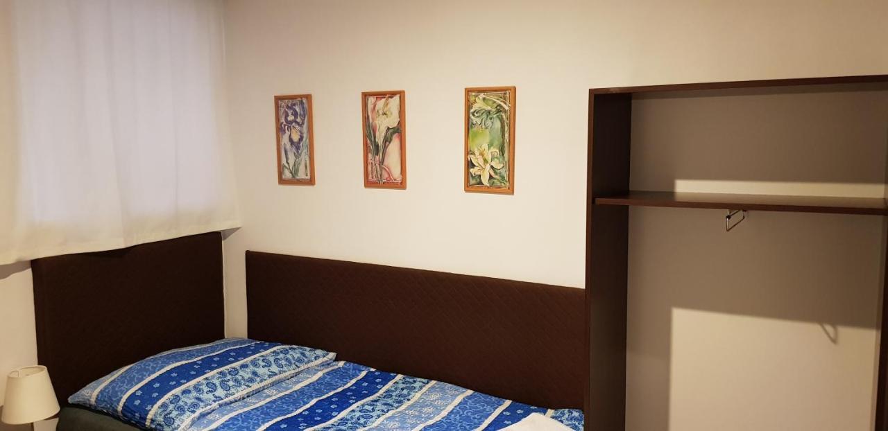 Pension & Restaurace Na Rychte Πράγα Εξωτερικό φωτογραφία
